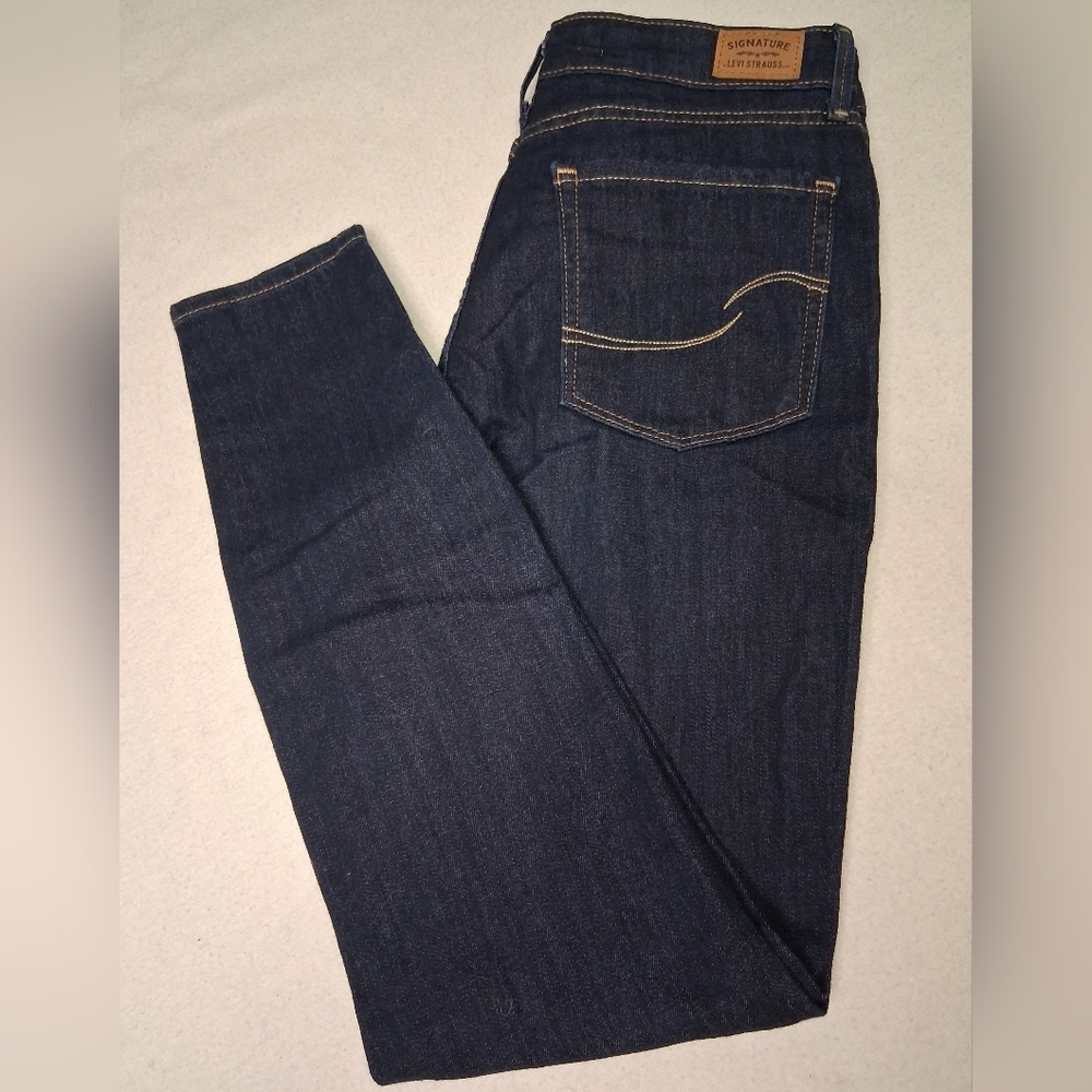 4/20$ ➡️ Signature by Levi Strauss Dark Indigo Jeans